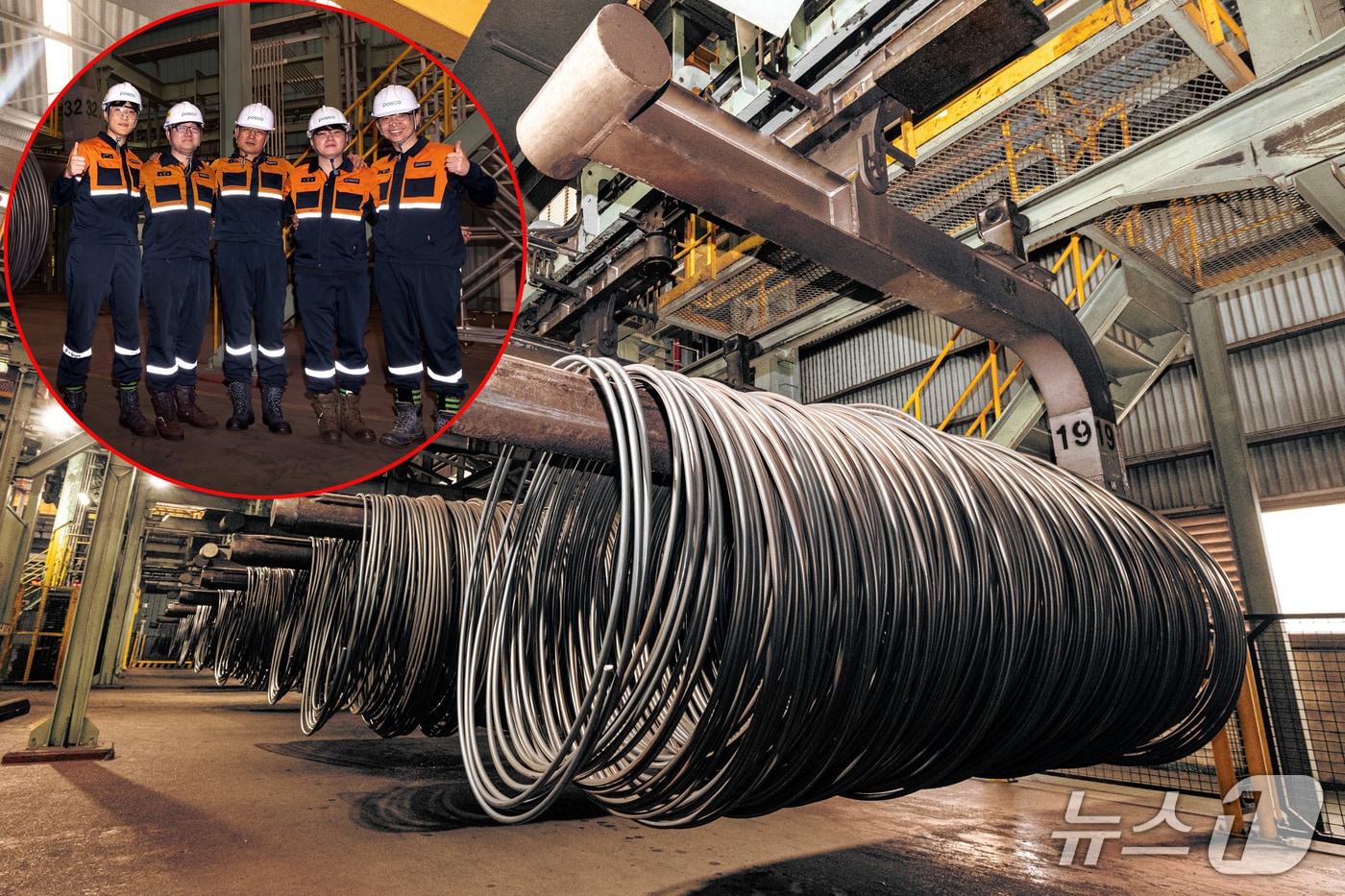 7일 포스코 포항제철소가 세계 최초로 전기차 생산에 필요한 현가용 스프링 양산 시설을 구축했다. 생산 시설을 구축한 포항제철소 선재부와 품질기술부, 기술연구원, 글로벌제품기술실, 선재판매그룹  원팀(One-team) 모습. (포스코 포항제철소제공, 재팬매 및 DB금지) 2026.4.7/뉴스1 