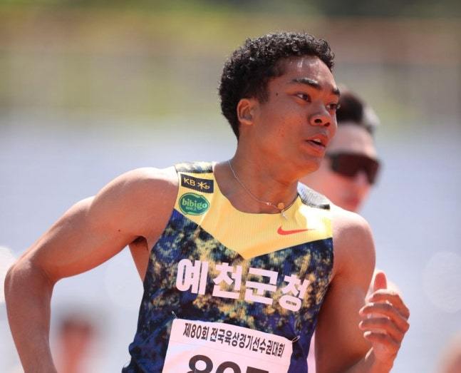 육상 조엘진, 아시안게임 선발전 男 200m '20초50'...역대 4위 기록 - 뉴스 썸네일 이미지