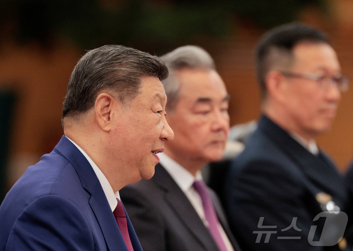 시진핑 중국 국가주석이 14일(현지시간) 중국 베이징 인민대회당에서 도널드 트럼프 미국 대통령과 정상회담을 하고 있다. ⓒ 로이터=뉴스1