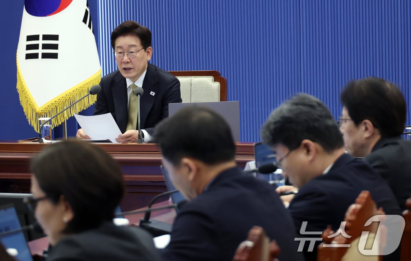 이재명 대통령이 14일 청와대에서 열린 수석보좌관회의에서 발언하고 있다. (청와대통신사진기자단) 2026.5.14 ⓒ 뉴스1 허경 기자