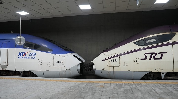 KTX SRT 시범 중련운행 열차 모습.(SR 제공)뉴스1ⓒ news1