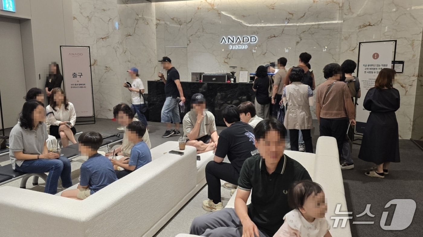 대구의 민간아파트 분양 가격이 3개월 만에 보합세를 기록했다. 사진은 대구 수성구의 한 견본주택 모습.(뉴스1 자료, 재판매 및 DB 금지)