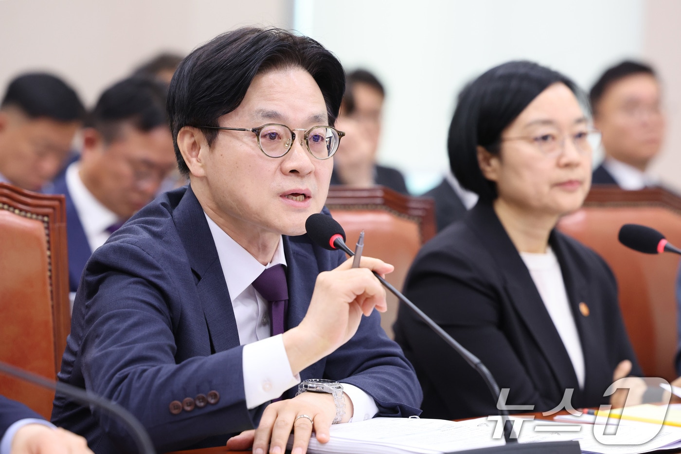 김정관 산업통상부 장관이 19일 서울 여의도 국회에서 열린 산업통상자원중소벤처기업위원회 전체회의에서 의원 질의에 답변하고 있다. 2026.5.19 ⓒ 뉴스1 신웅수 기자