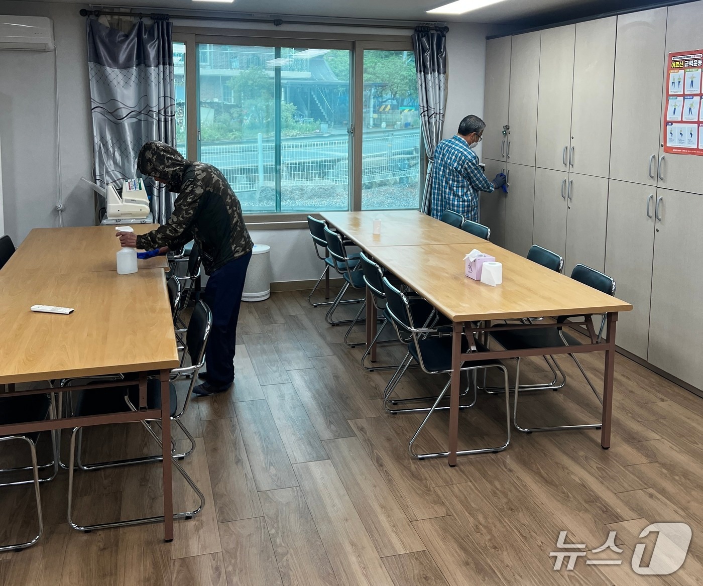 강원 평창군이 5월부터 올해 매분기마다 지역 등록 경로당 192곳을 대상으로 정기적인 소독·방역 사업을 제공한다. (평창군 제공. 재판매 및 DB금지) 2026.5.21/뉴스1