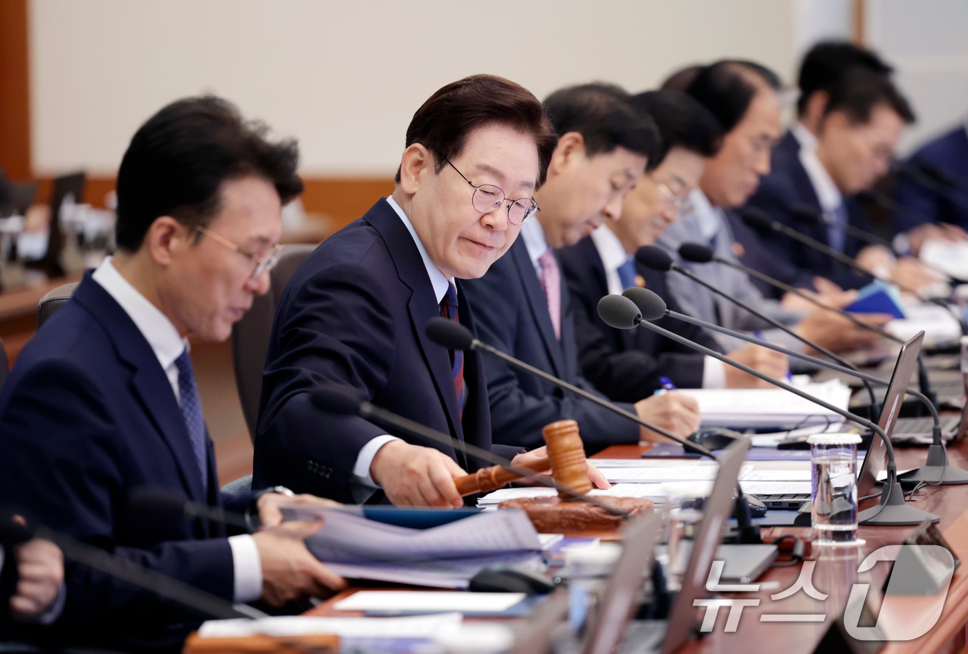 이재명정부 1년 성과 코스피 8000 돌파