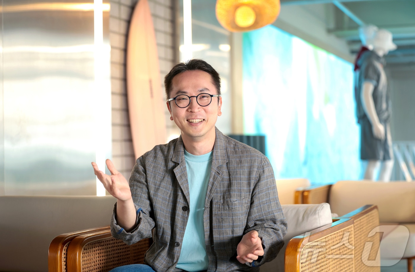 [유통人터뷰]"中, 워터스포츠 블루오션...내년 오프라인 매장 낸다" - 뉴스 썸네일 이미지