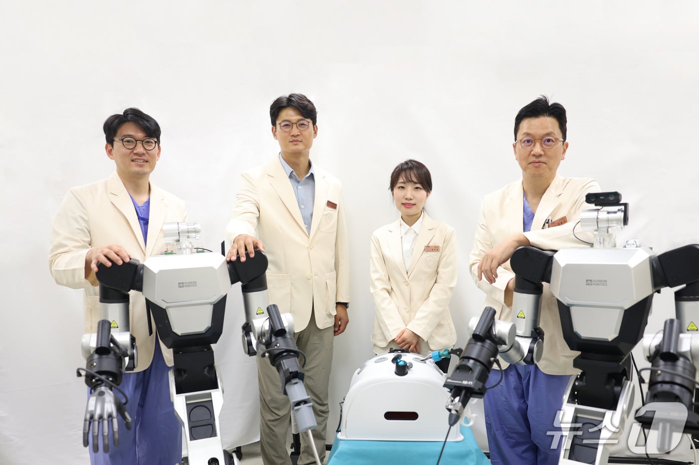 삼성서울병원, AI 수술로봇 개발 플랫폼 구축...국비 100억 받아 - 뉴스 썸네일 이미지