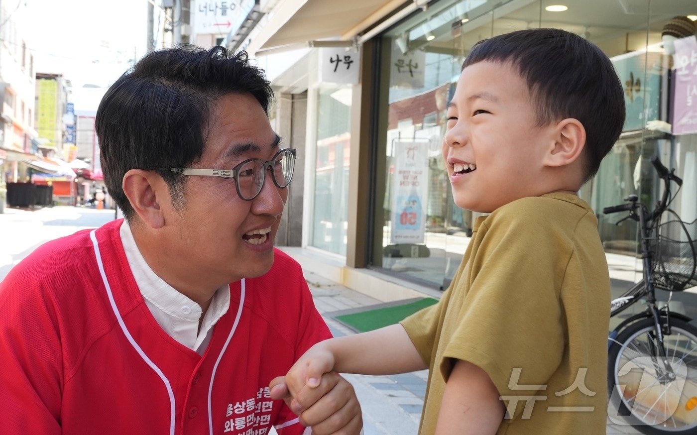 권백신 안동시 제2선거구 경북도의원 후보는 31일 초등학생 대상 특화교육과 돌봄 확대를 통해 지역 교육 경쟁력을 높이겠다. /뉴스1