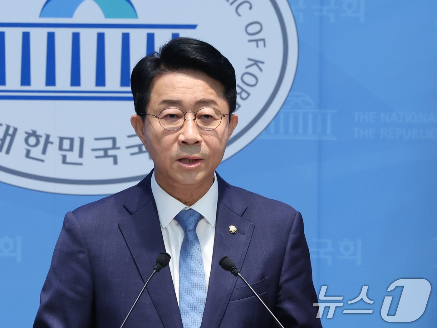 조정식 더불어민주당 의원이 4일 오전 서울 여의도 국회 소통관에서 제22대 국회 하반기 국회의장 출마 기자회견을 하고 있다. 2026.5.4 ⓒ 뉴스1 황기선 기자