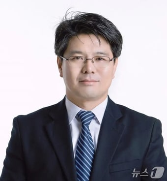 안영철 부산외대 교수
