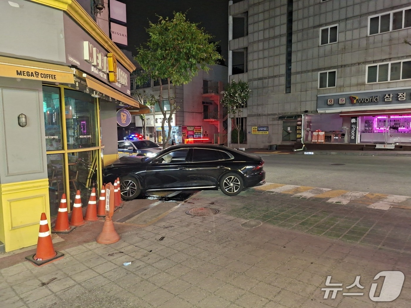 공주 신관동 음주운전 교통사고 현장. (충남경찰청 제공 , 재판매 및 DB금지) / 뉴스1