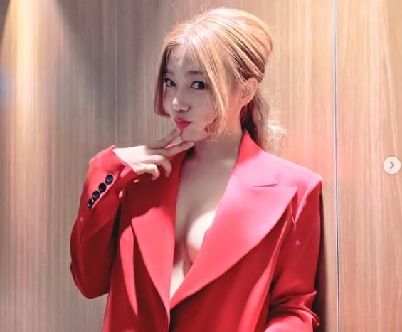 배우 이채영 인스타그램