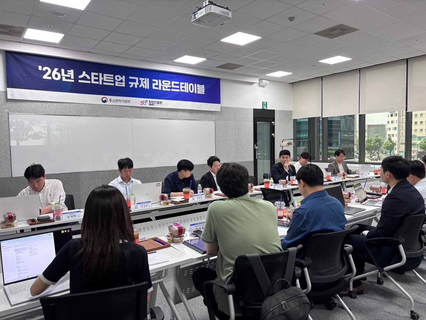 "자율주행 데이터 규제 첫 관문"...정부, '모빌리티 규제합리화' 속도 - 뉴스 썸네일 이미지