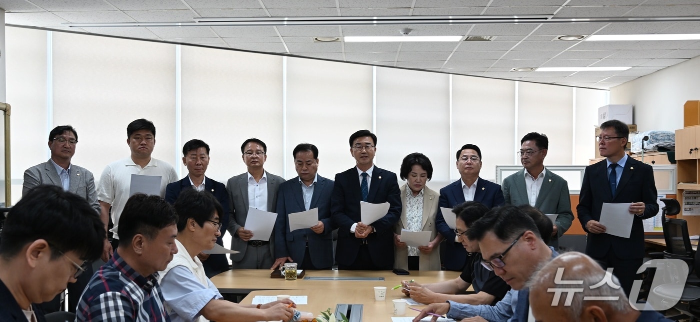 전북 완주군의회가 이원택 전북지사 당선인의 '임기 내 완주·전주 통합 추진 중단' 발언에 대해 환영의 뜻을 밝혔다.(의회 제공. 재판매 및 DB금지)2026.6.11/뉴스1