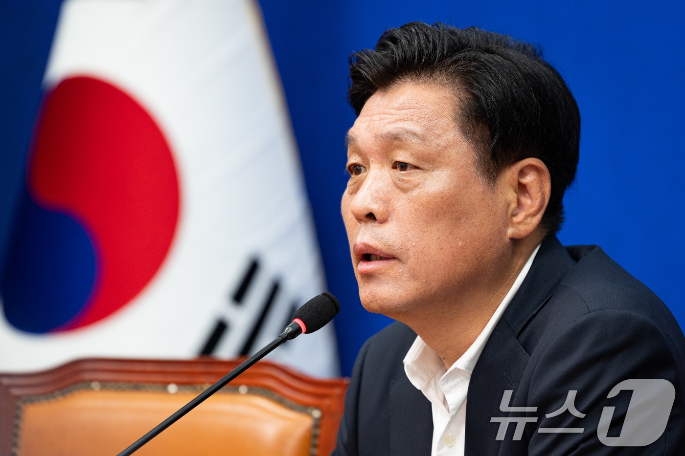 조승래 더불어민주당 사무총장이 14일 서울 여의도 국회에서 열린 당무 현안 관련 기자간담회에서 모두 발언을 하고 있다. 2026.6.14 ⓒ 뉴스1 유승관 기자
