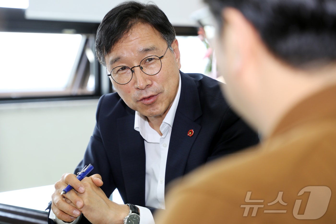 뉴스1 제주본부와 인터뷰하는 위성곤 제주특별자치도지사 당선인ⓒ 뉴스1 오미란 기자