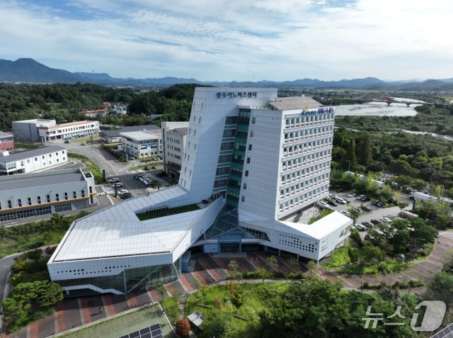 건설·산재예방감독과가 소재한 광주첨단과학국가산업단지 내 광주이노비즈센터의 모습.(광주지방고용노동청 제공. 재판매 및 DB 금지)