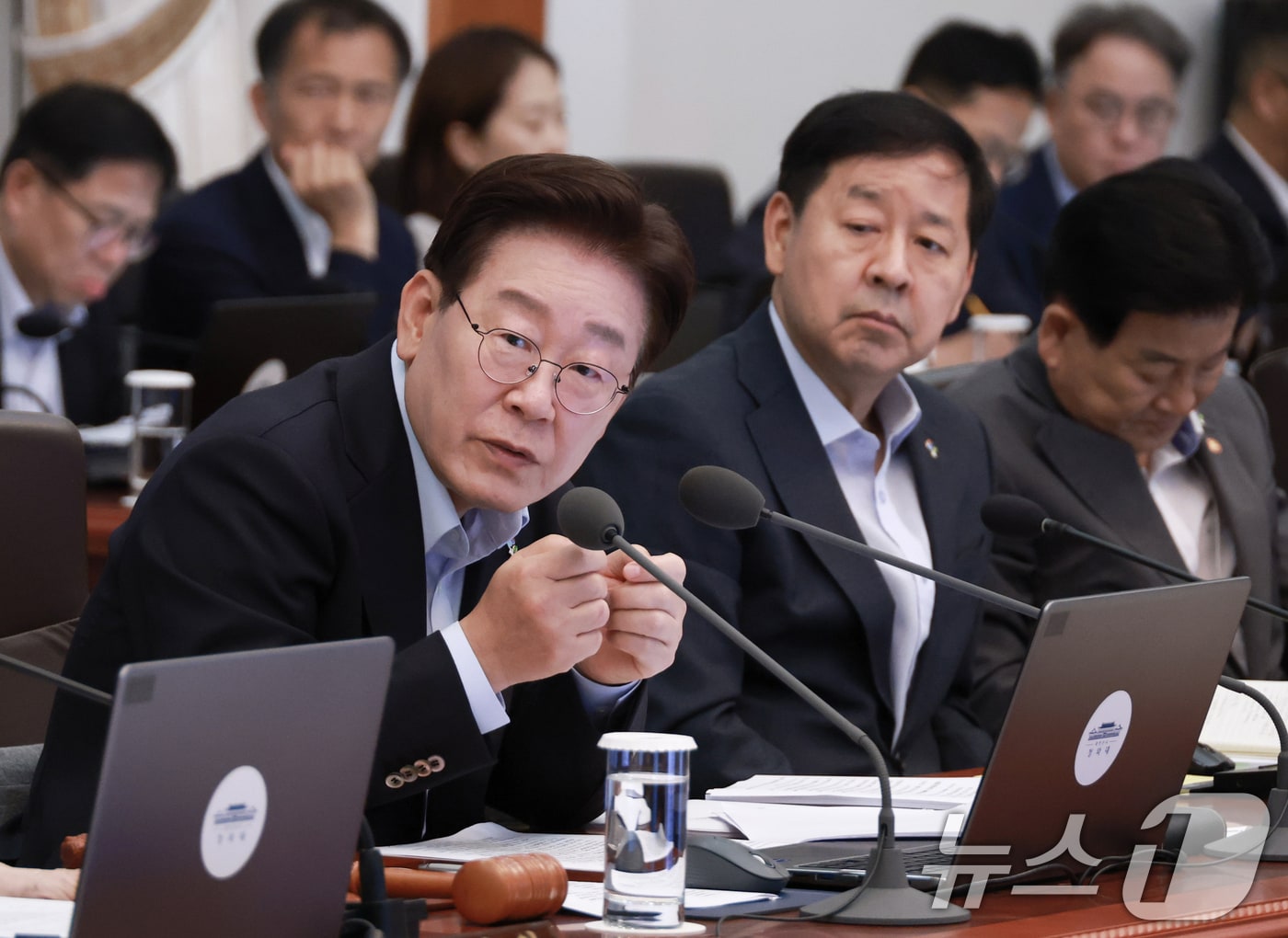 이재명 대통령이 23일 청와대에서 열린 국무회의 겸 비상경제점검회의에서 발언하고 있다. (청와대통신사진기자단) 2026.6.23 ⓒ 뉴스1 허경 기자