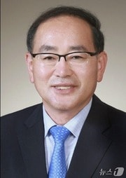 농기평 7대 박홍재 원장