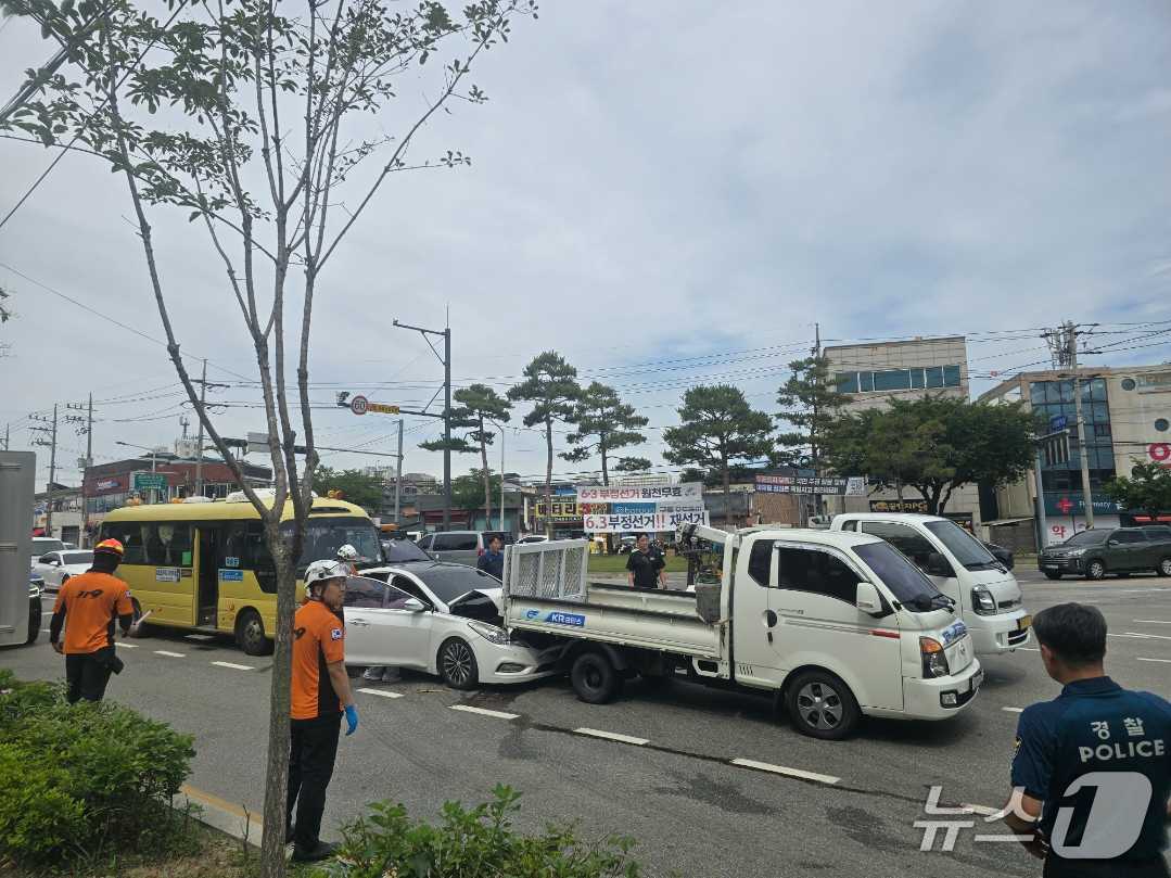 강원 원주 태장동 태장사거리 인근 사고 현장.(강원소방본부 제공)