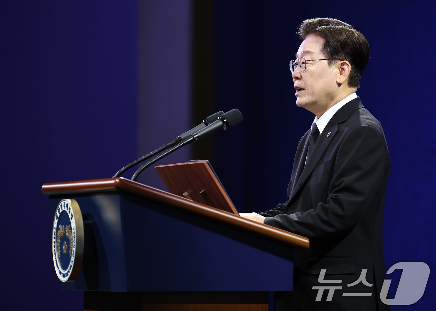 이재명 대통령이 25일 경기 수원시 영통구 수원컨벤션센터에서 열린 6·25 전쟁 제76주년 기념식에서 기념사를 하고 있다. (청와대통신사진기자단) 2026.6.25 ⓒ 뉴스1 허경 기자