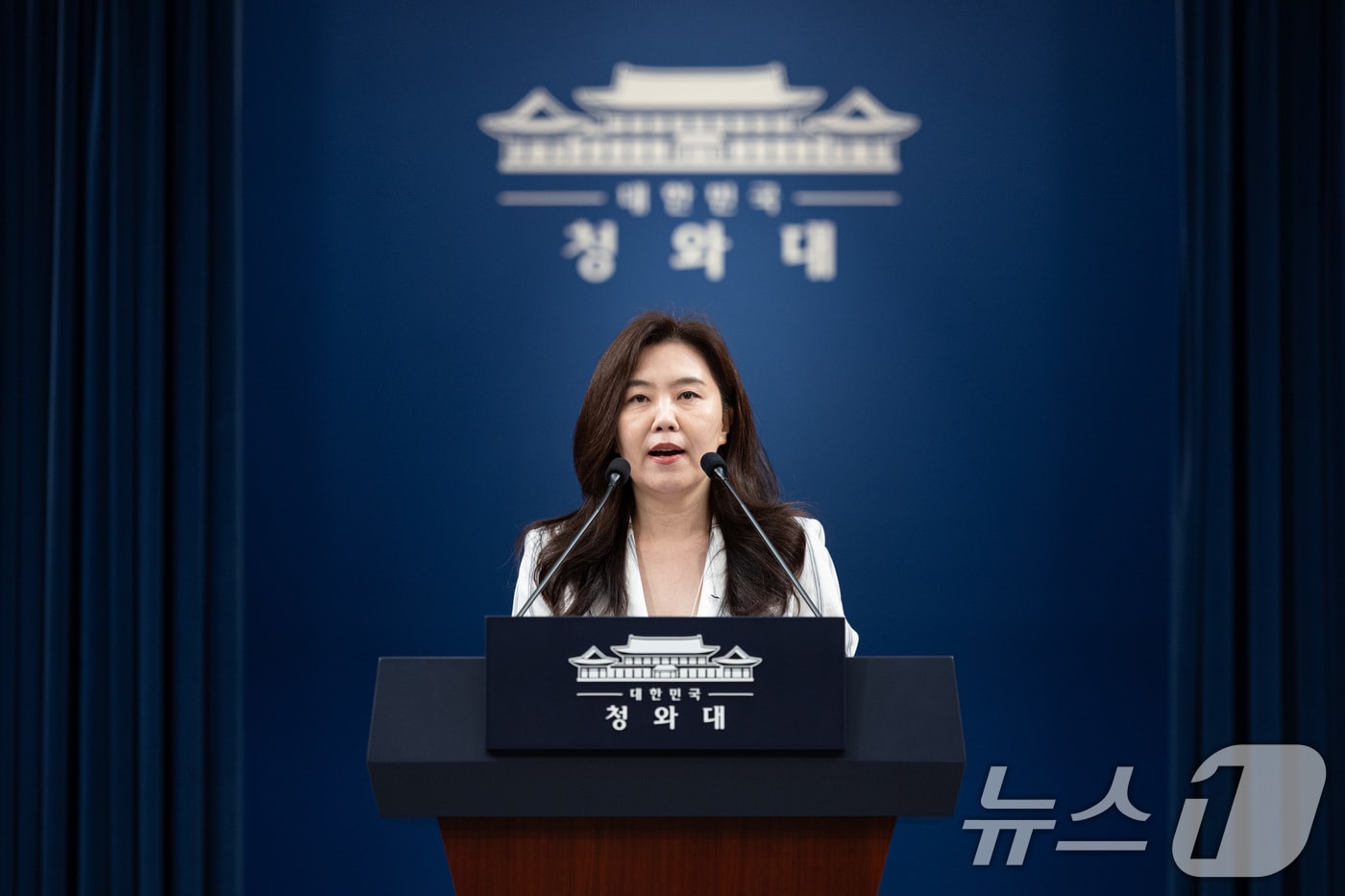 강유정 수석대변인이 25일 청와대 춘추관에서 일정 공지 관련 브리핑을 하고 있다. 2026.6.25 ⓒ 뉴스1 이재명 기자