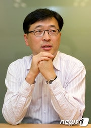 홍기삼 스포츠부 부국장 