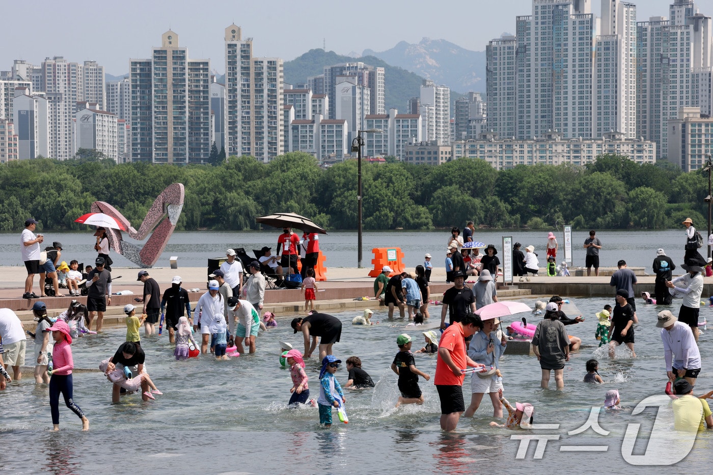 〈자료사진〉