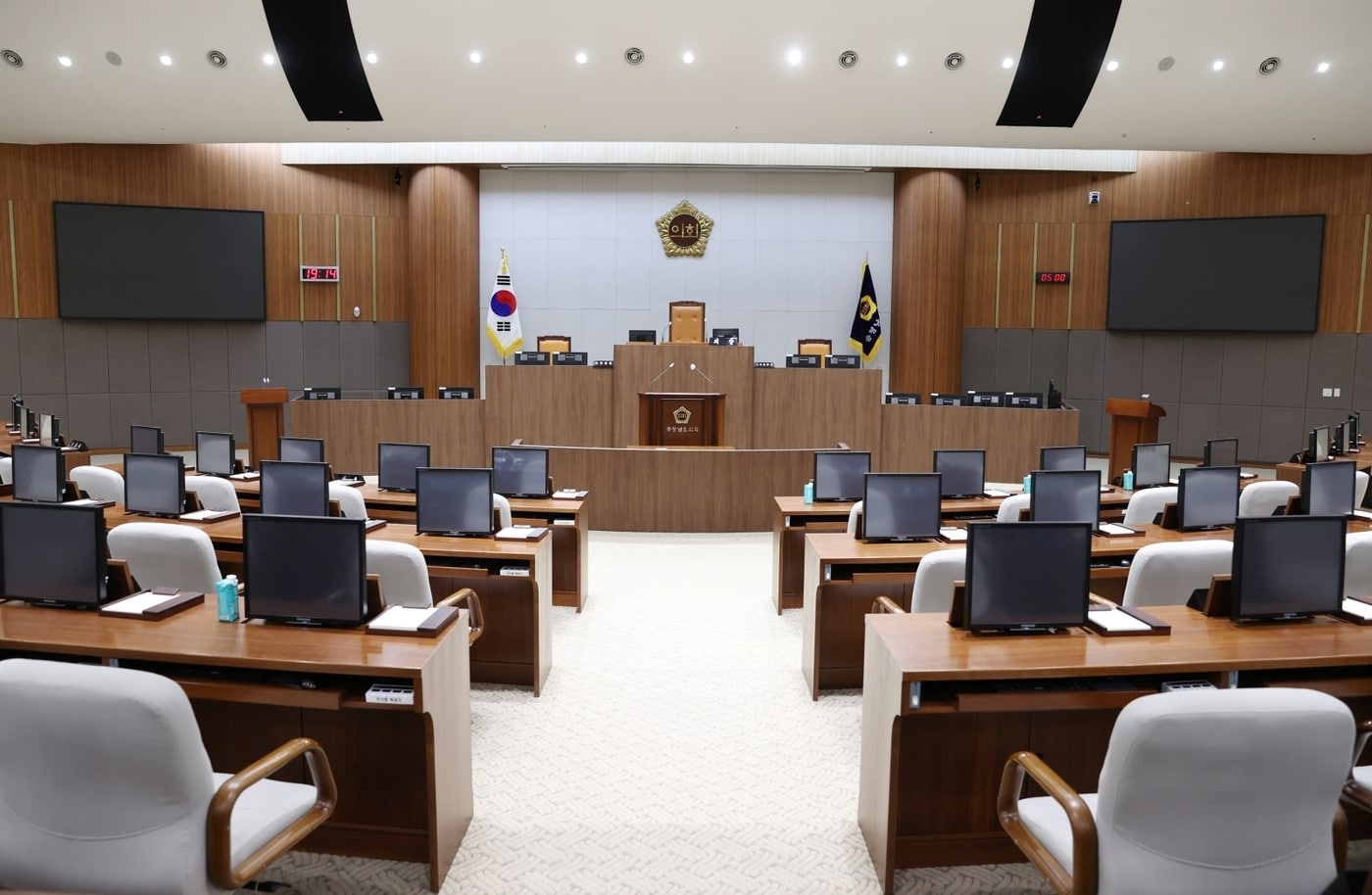 충남도의회 본회의장(도의회 제공. 재판매 및 DB금지)/뉴스1