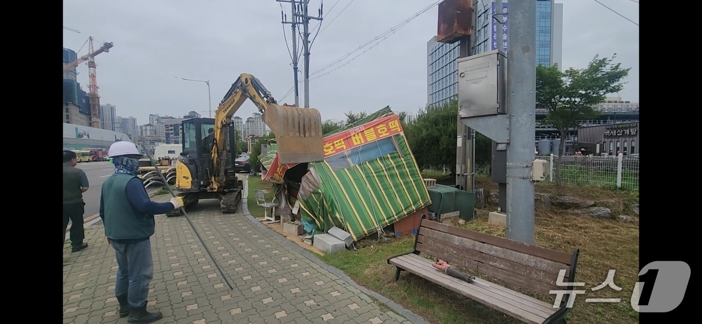 불법매점 철거현장(경기 김포시 제공/뉴스1)
