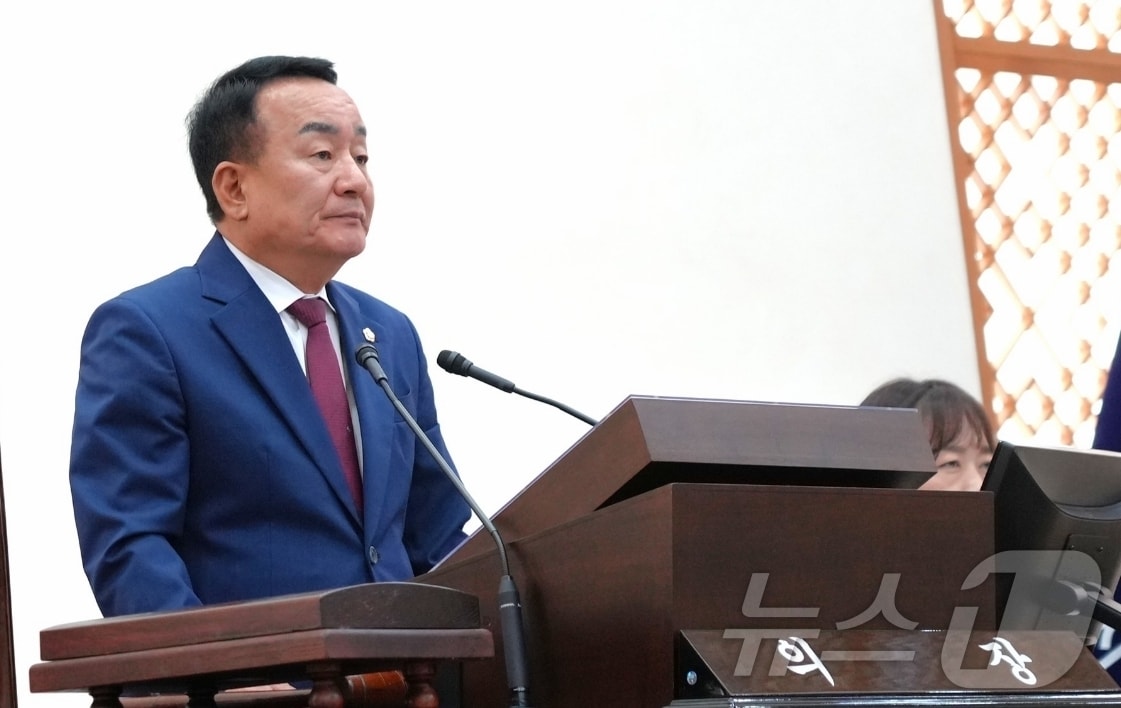 하기태 영천시의회 의장이 1일 시의장에 선출된 뒤 취임사를 하고 있다. (영천시의회 제공 제공. 재판매 및 DB금지) 2026.7.1 ⓒ 뉴스1 정우용 기자