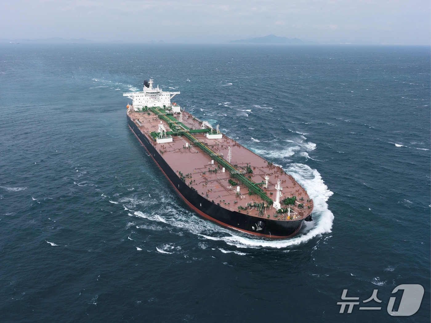 대우조선해양(현 한화오션)이 건조한 초대형원유운반선(VLCC). ⓒ News1