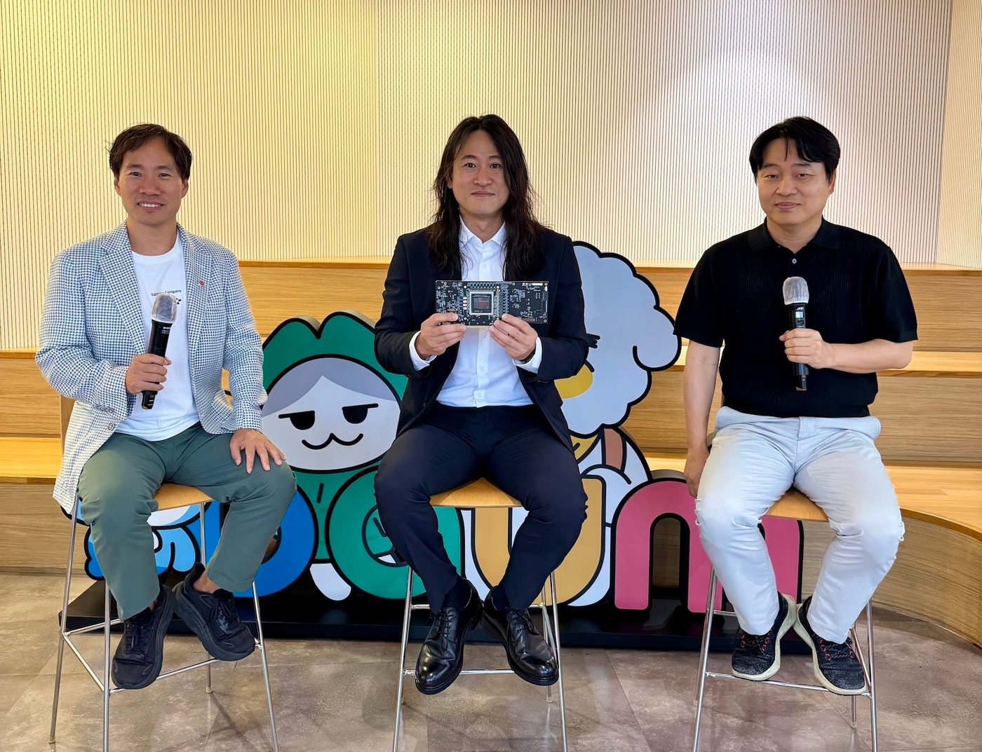 국산 NPU와 LLM 기반 다음 AI 요약 상용화를 다룬 News1 기사 이미지