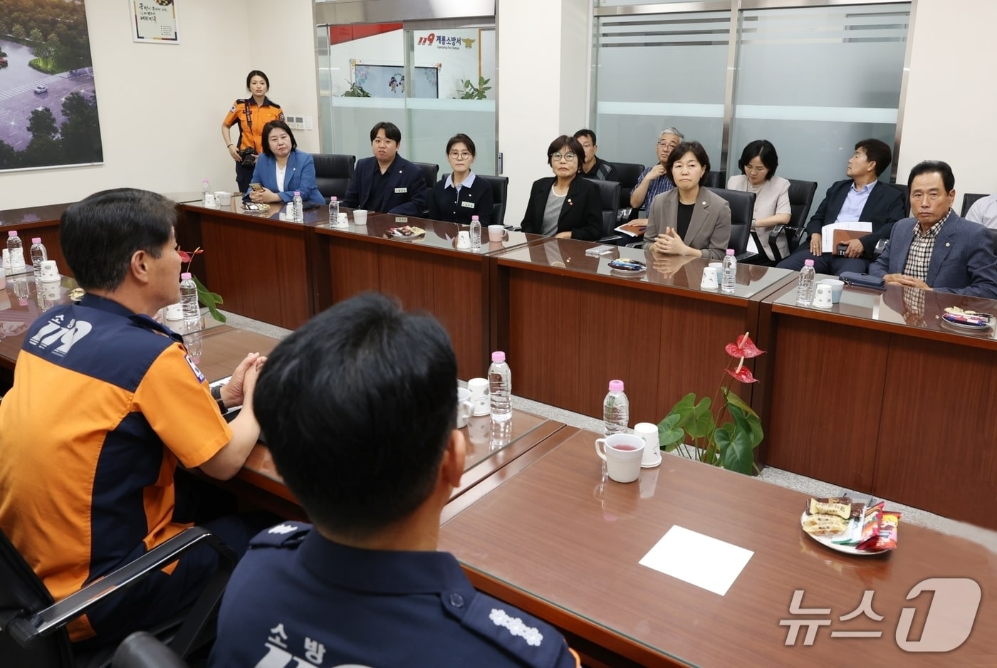 계룡소방서 의용소방대 방문 모습 (계룡시의회 제공. 재판매 및 DB금지)/뉴스1