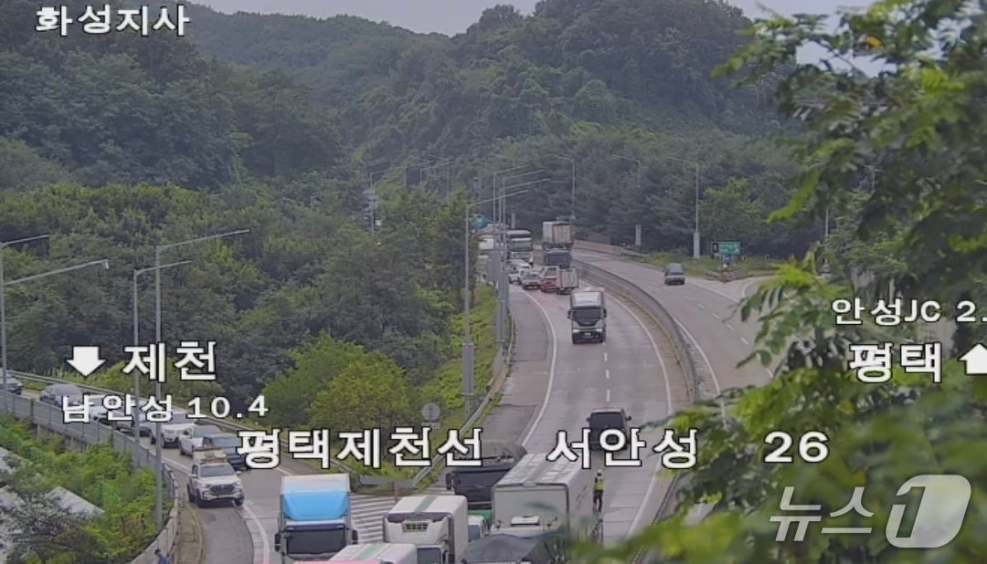 사고 현장. (한국도로공사 CCTV 갈무리. (재판매 및 DB 금지) 2026.7.20/뉴스1