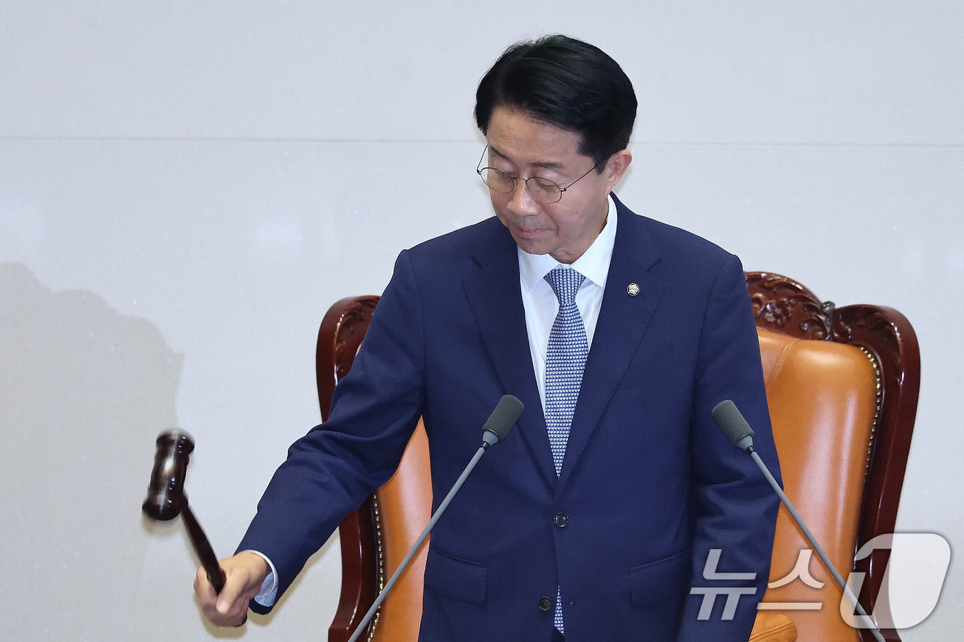 조정식 국회의장이 지난 20일 서울 여의도 국회에서 열린 제437회 국회(임시회) 제1차 본회의에서 의사봉을 두드리고 있다. 2026.7.20 ⓒ 뉴스1 신웅수 기자