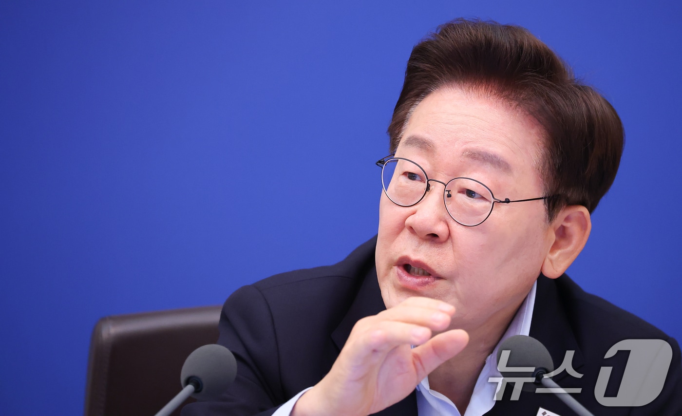 이재명 대통령이 21일 청와대에서 열린 국무회의에서 발언을 하고 있다. 2026.7.21 ⓒ 뉴스1 허경 기자