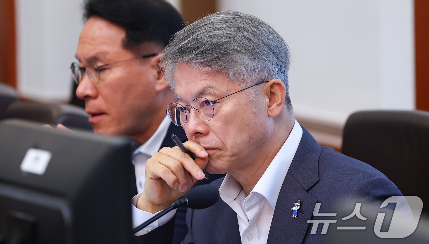 민형배 전남광주통합특별시장이 21일 청와대에서 열린 국무회의에 참석해 있다. 2026.7.21 ⓒ 뉴스1 허경 기자