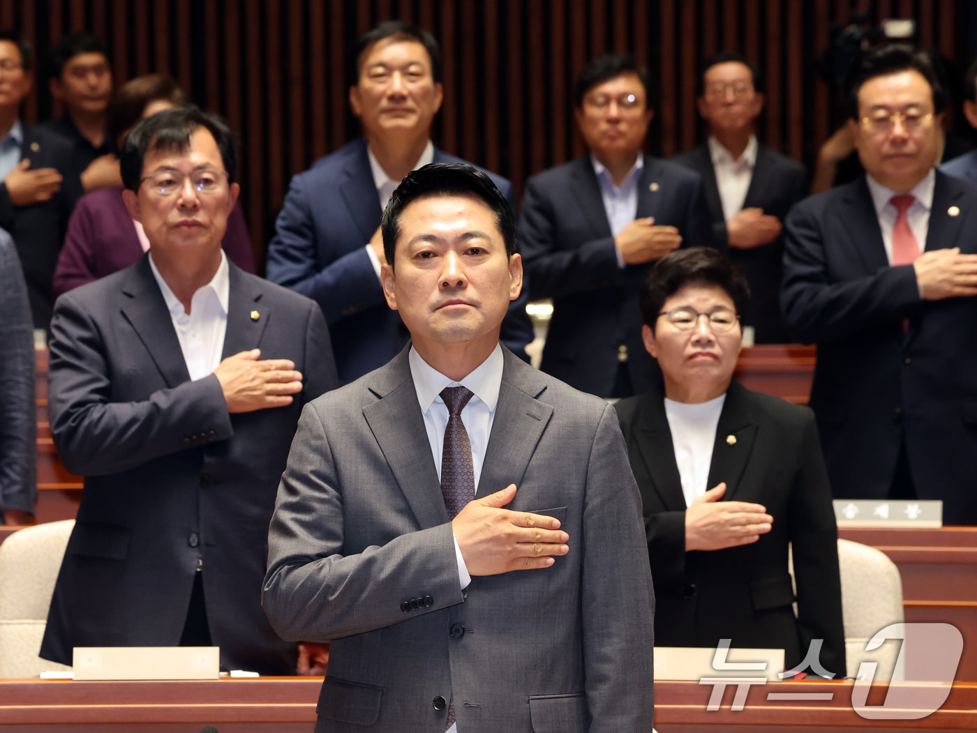 https://i3n.news1.kr/system/photos/2026/7/23/8021969/high.jpg