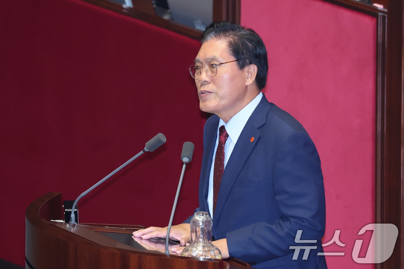 송석준 신임 외교통일위원장이 23일 서울 여의도 국회에서 열린 제437회국회(임시회) 제2차 본회의에서 당선 인사를 하고 있다. 2026.7.23 ⓒ 뉴스1 신웅수 기자