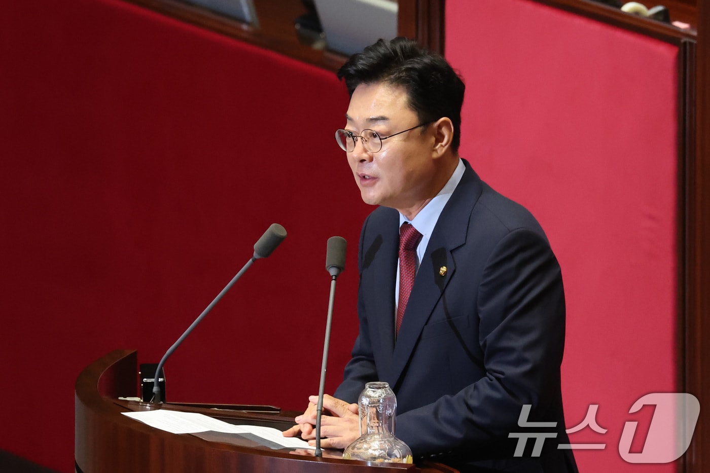 김성원 신임 산업통상자원중소벤처기업위원장이 지난 23일 서울 여의도 국회에서 열린 제437회국회(임시회) 제2차 본회의에서 당선 인사를 하고 있다. 2026.7.23 ⓒ 뉴스1 신웅수 기자