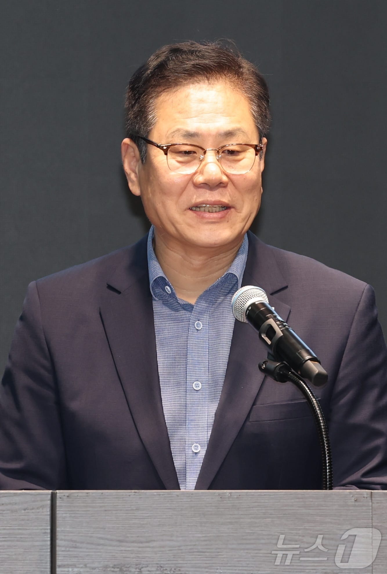 조지훈 전주시장이 24일 전북 전주시 시그니처 호텔에서 열린 제14회 전북포럼에서 축사를 하고 있다. 2026.7.24 ⓒ 뉴스1 유경석 기자