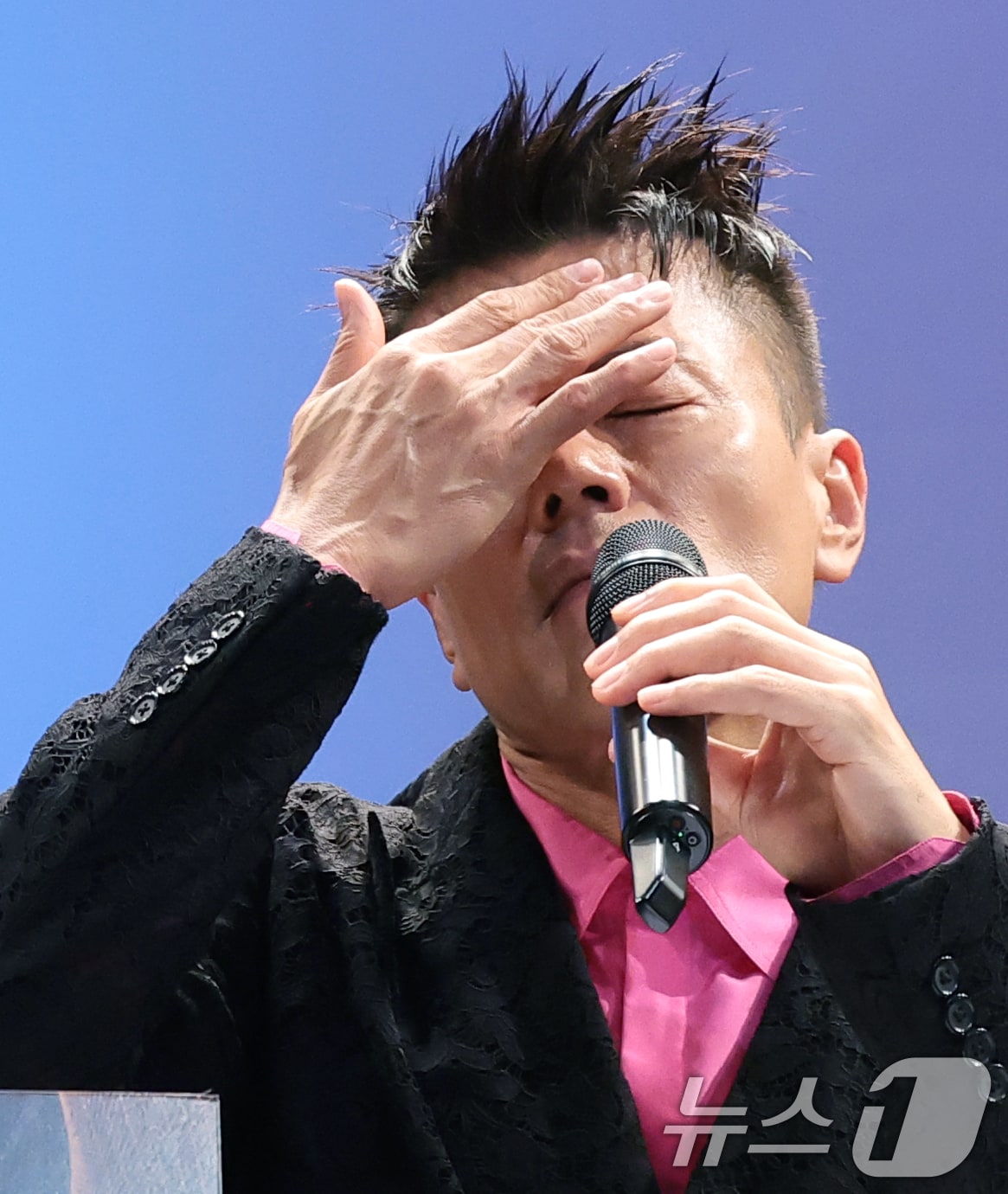박진영 대중문화교류위원회 공동위원장이 지난 7월 27일 서울시 종로구 국립현대미술관 교육동에서 열린 패노메논 기자간담회에 참석해 취재진 질문에 답하고 있다. 2026.7.27 ⓒ 뉴스1 권현진 기자