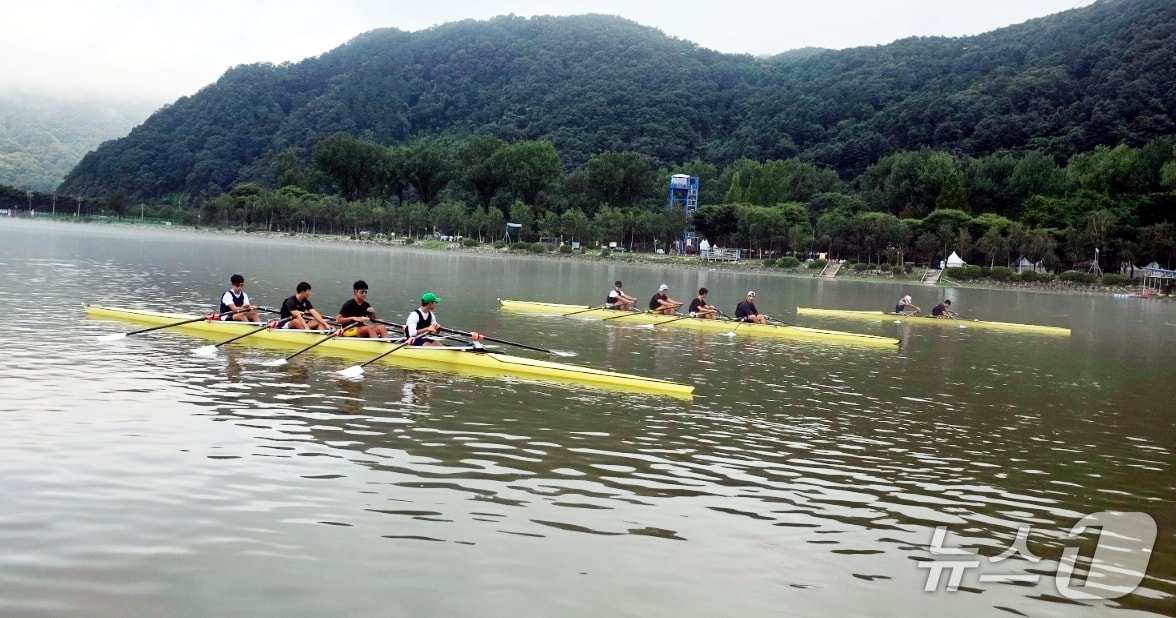 조정 청소년 국가대표팀, 화천 북한강 전지 훈련 현장.(화천군 제공, 재판매 및 DB금지)