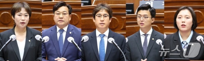왼쪽부터 온혜정, 최명권, 김정명, 이성국, 최서연 전주시의원./뉴스1