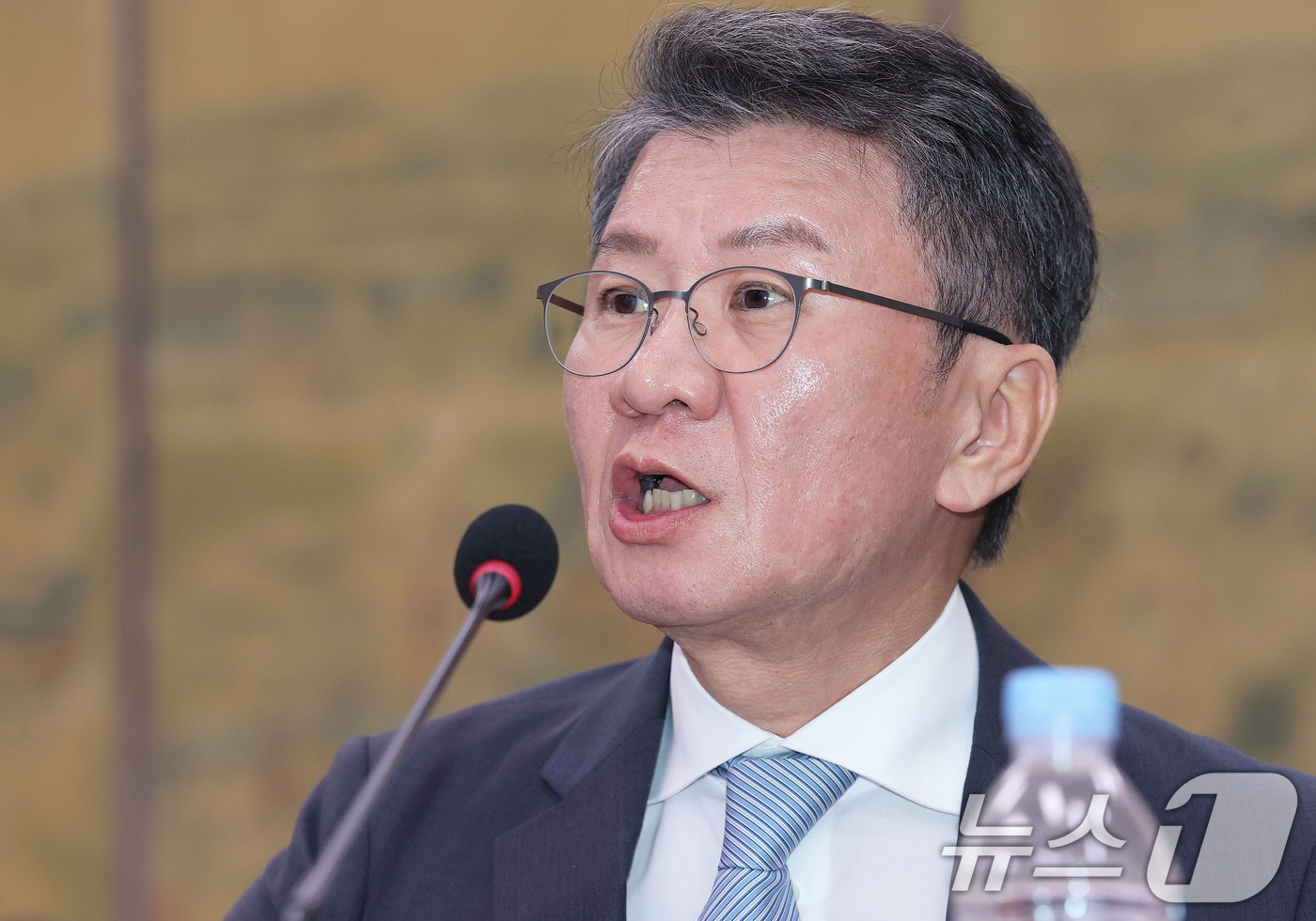 정몽규 전 대한축구협회장이 30일 서울 여의도 국회에서 열린 문화체육관광위원회의 대한축구협회 현안 관련 청문회에 출석해 질의에 답하고 있다. 2026.7.30 ⓒ 뉴스1 국회사진기자단