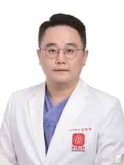 정재욱 칠곡경북대병원 비뇨의학과 교수. (칠곡경북대병원 제공. 재판매 및 DB 금지)/뉴스1