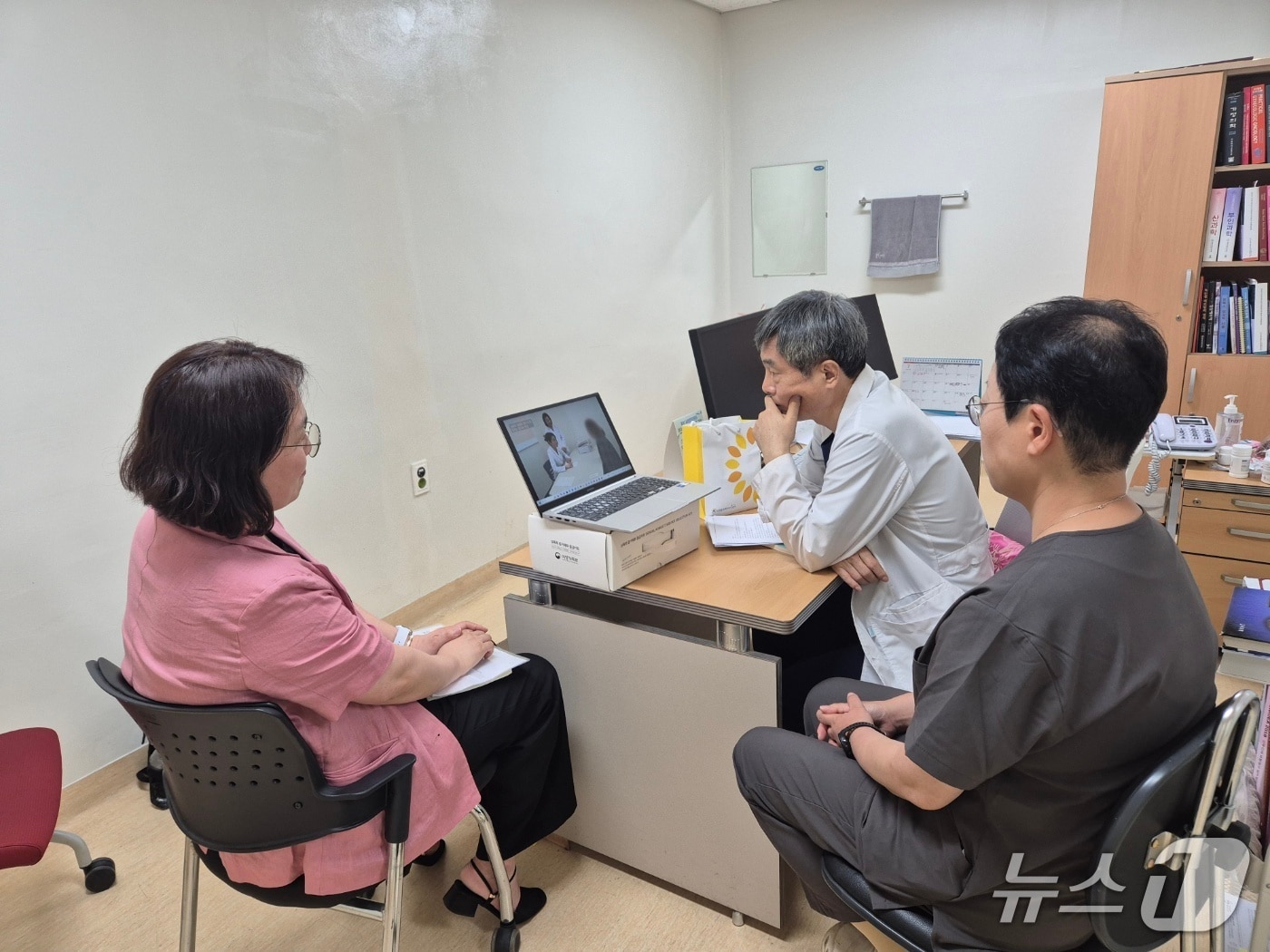 성폭력 증거채취 키트 순회 교육(인천경찰청 제공/뉴스1)