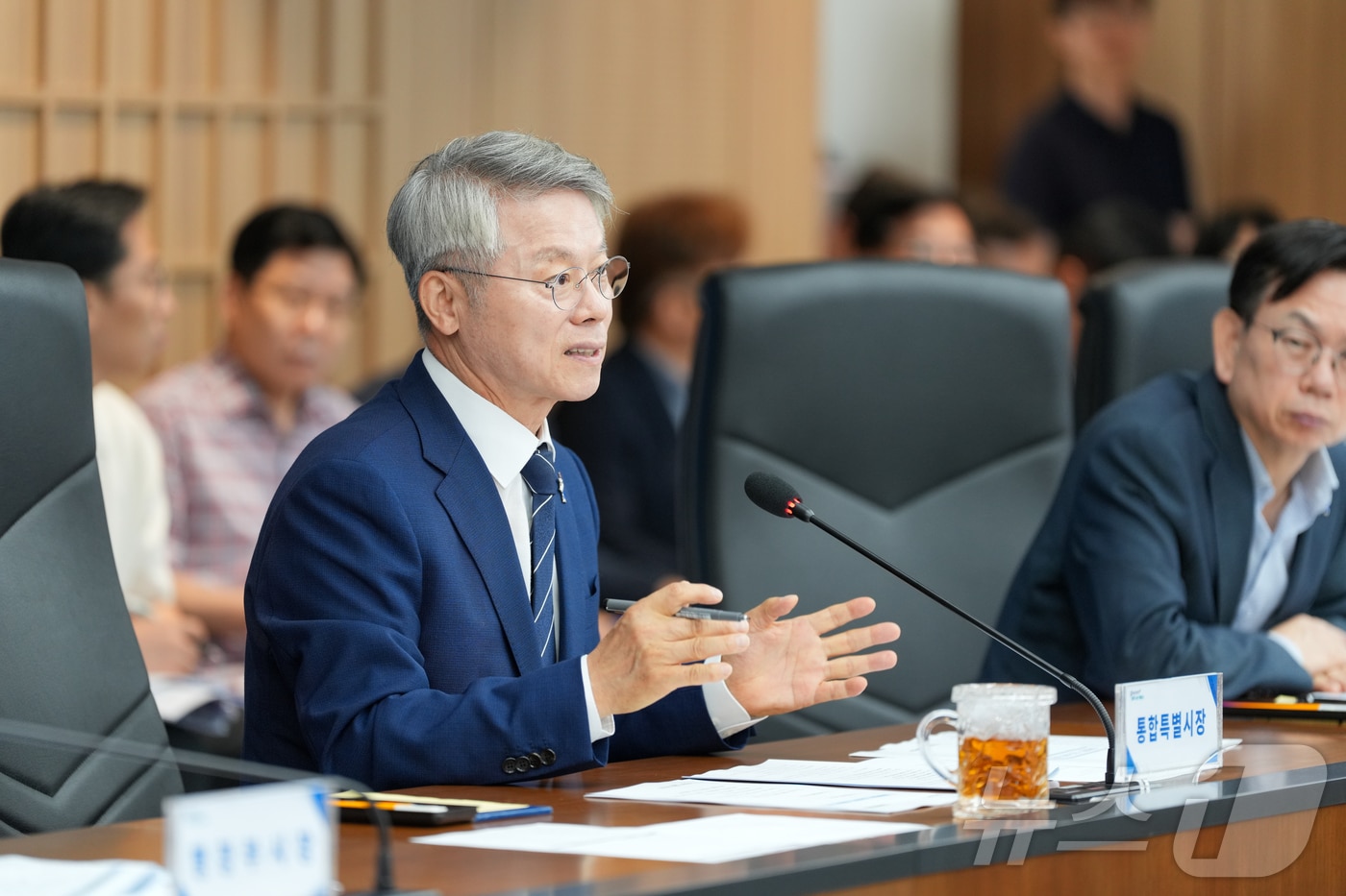 민형배 전남광주통합특별시장이 8일 전남광주통합특별시청 동부청사 나철실에서 전남광주통합합특별시 제1회 간부회의를 주재하고 있다.(전남광주통합특별시 제공. 재판매 및 DB금지) 2026.7.8 ⓒ 뉴스1 전원 기자