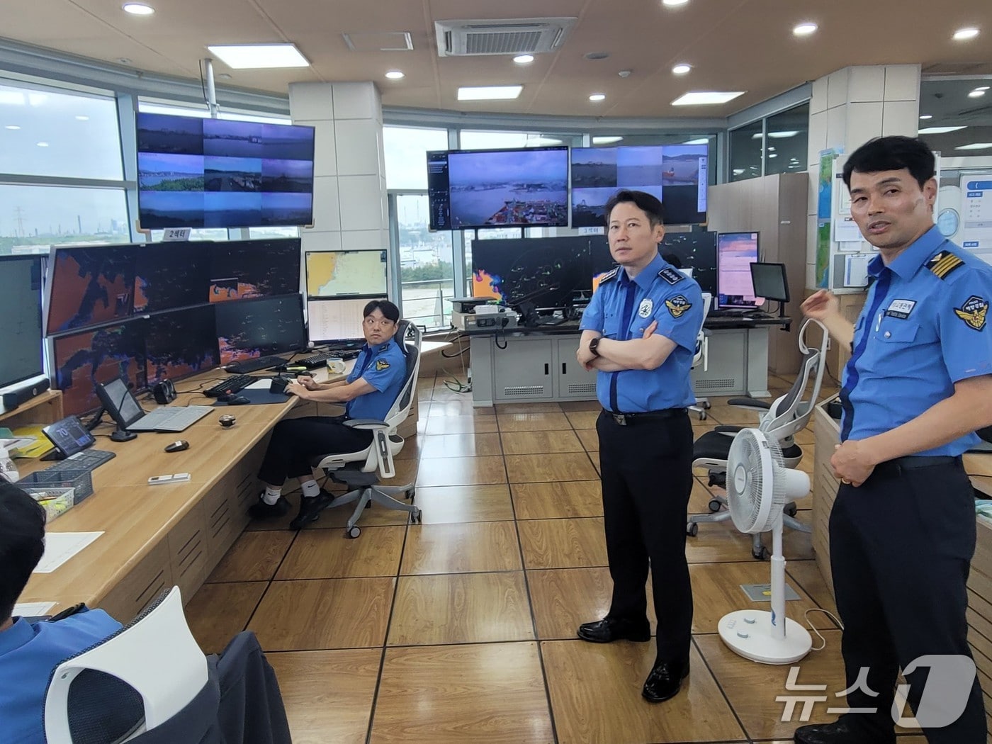 울산해양경찰서 울산항 VTS 대응체계 점검 (울산해경 제공. 재판매 및 DB금지)/뉴스1